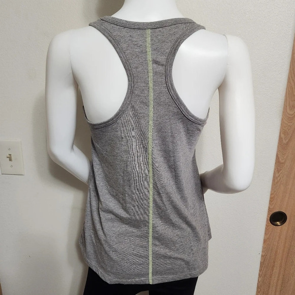 Gray Athletic works tank top size small - Picture 6 of 10